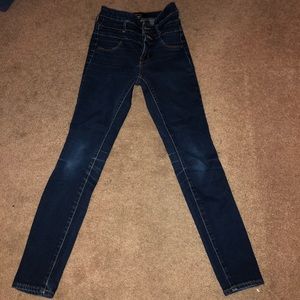 Dark wash jeans BARELY BEEN WARN